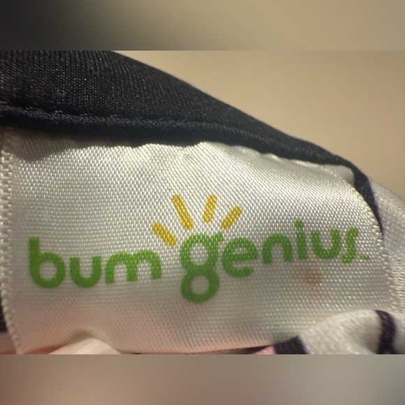 BumGenius Cloth Diaper Covers & inserts - Picture 3 of 3